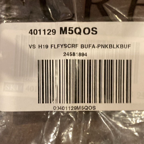 NWT Victoria’s Secret Fuchsia Buffalo Check Scarf - Winter Angel Collection - Picture 13 of 13